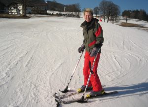Skifahren mit Krücken