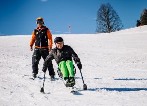 Mono-Skifahrer