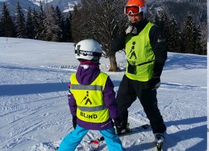 Skifahren mit Sehbehinderung