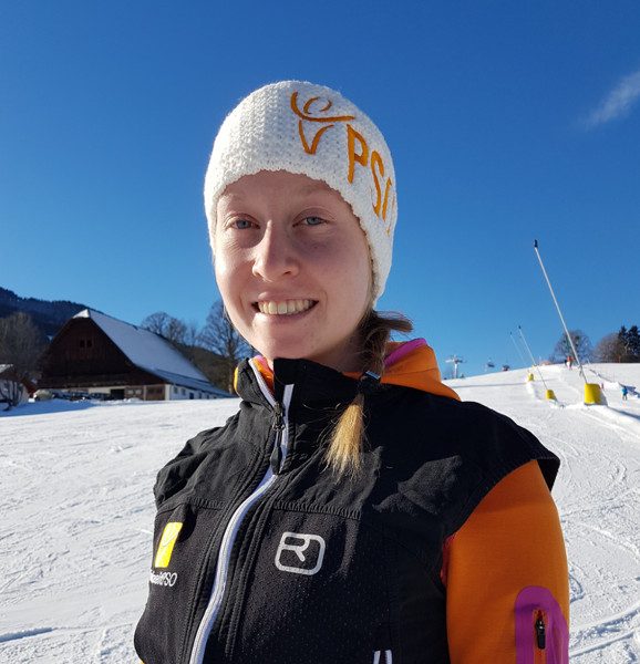 Skilehrerin Nicole Bader Skilehrerin Nicole Bader