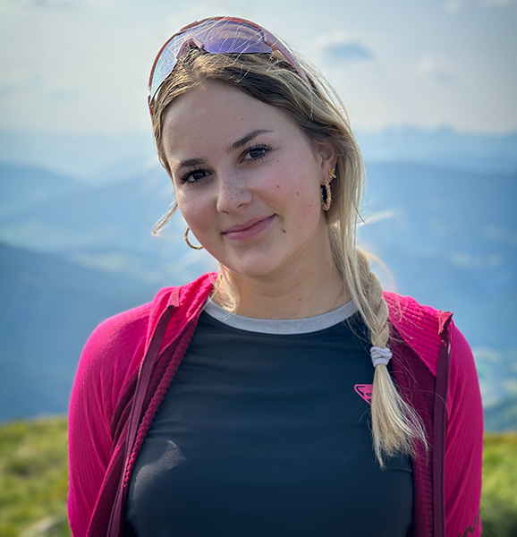 Teambild-Daum-Paula Daum Paula - Skilehrerin